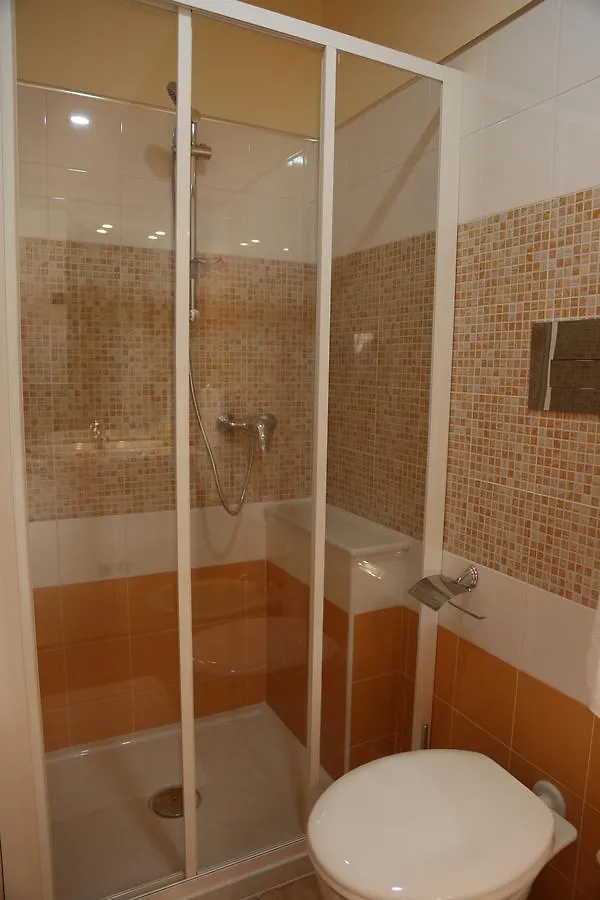 Villa Manno Barcellona-Pozzo di Gotto Bed & Breakfast