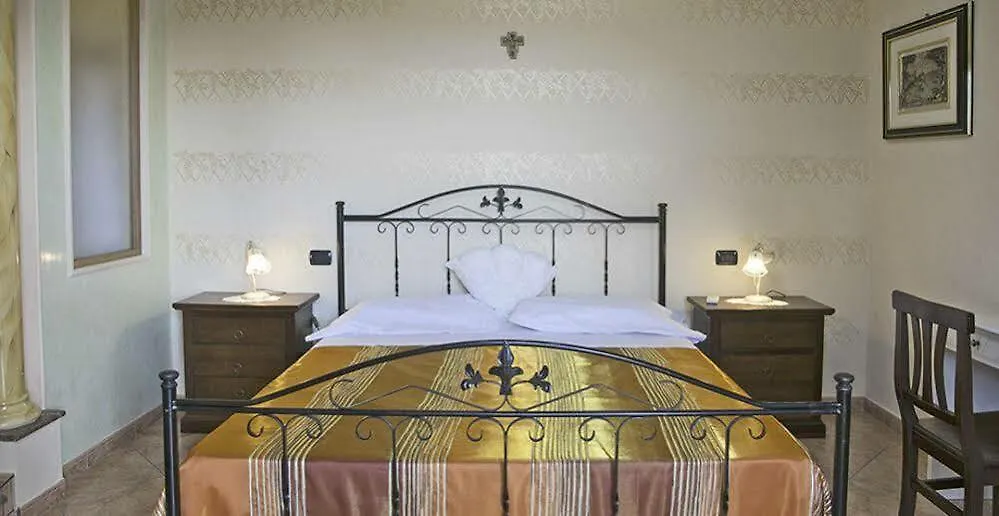 Bed & Breakfast Villa Manno Barcellona-Pozzo di Gotto Italy